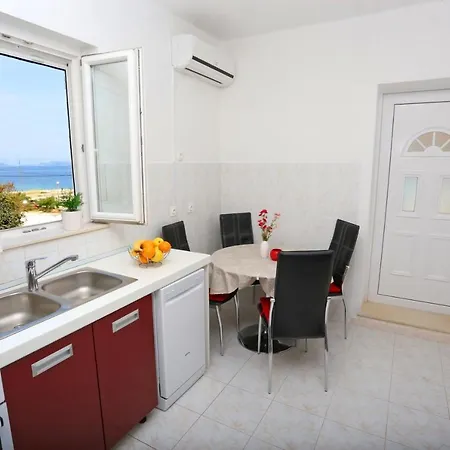 Apartment By The Sea