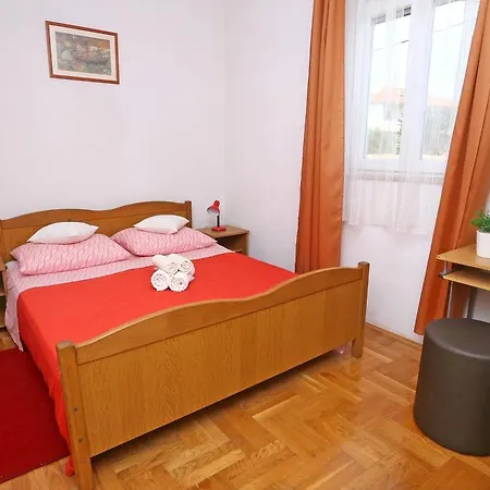 By The Sea Apartment